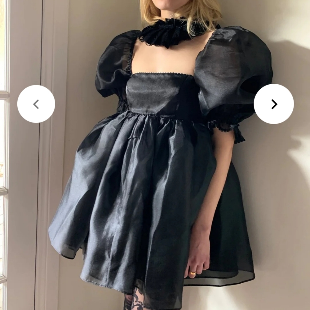 Selkie Black Puff Sleeve Dress